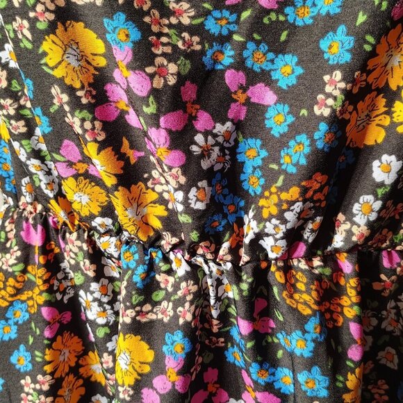 Emery Rose Junior Med Colorful Flower Dress Flutter Sleeve Elastic Waist - Picture 2 of 6